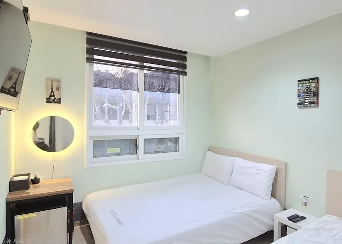 Hostel Tommy 50 Off Sale For 10Th Anniversary On 2026 Seoul